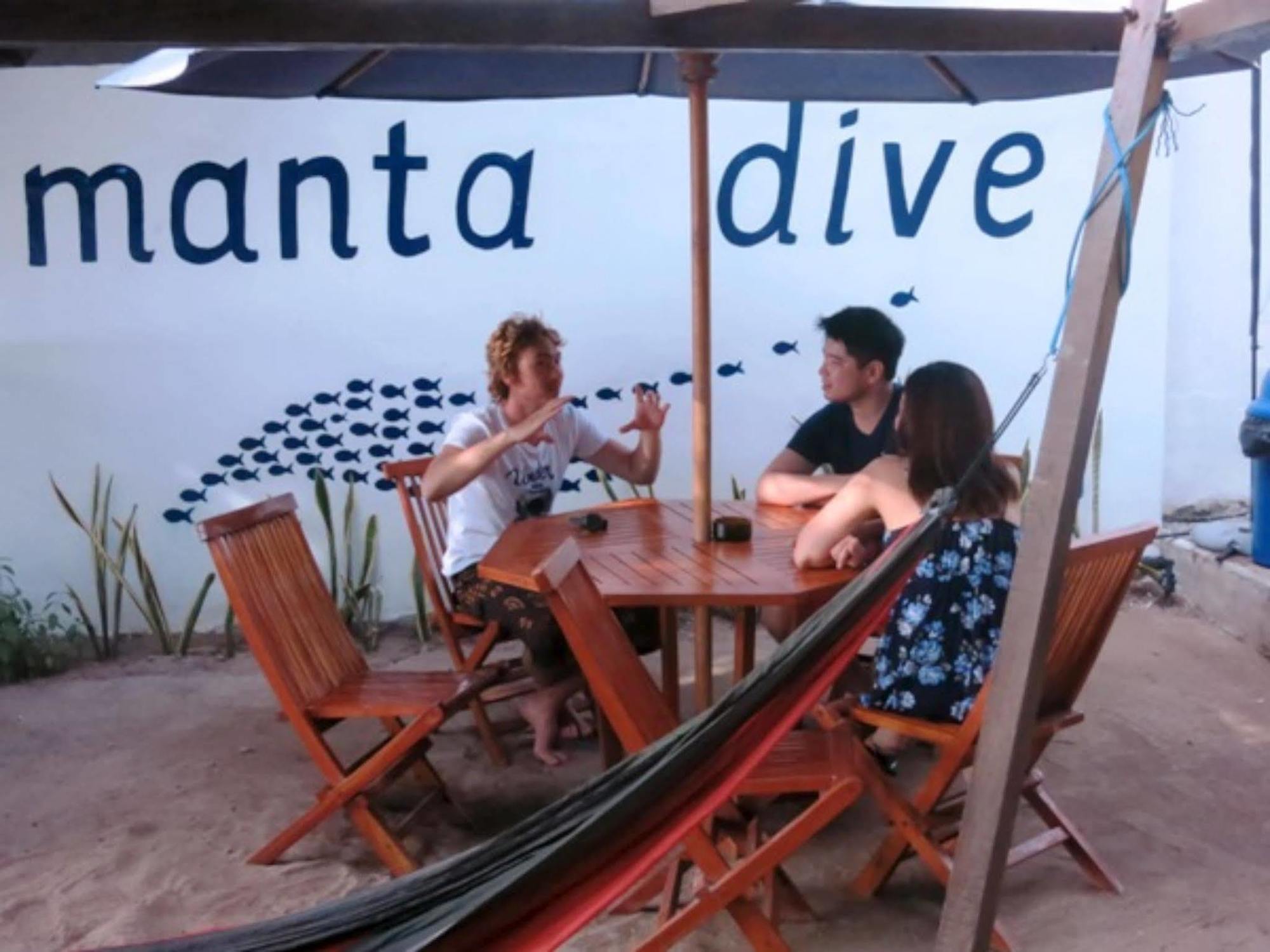 Manta Dive Gili Air Resort Екстер'єр фото